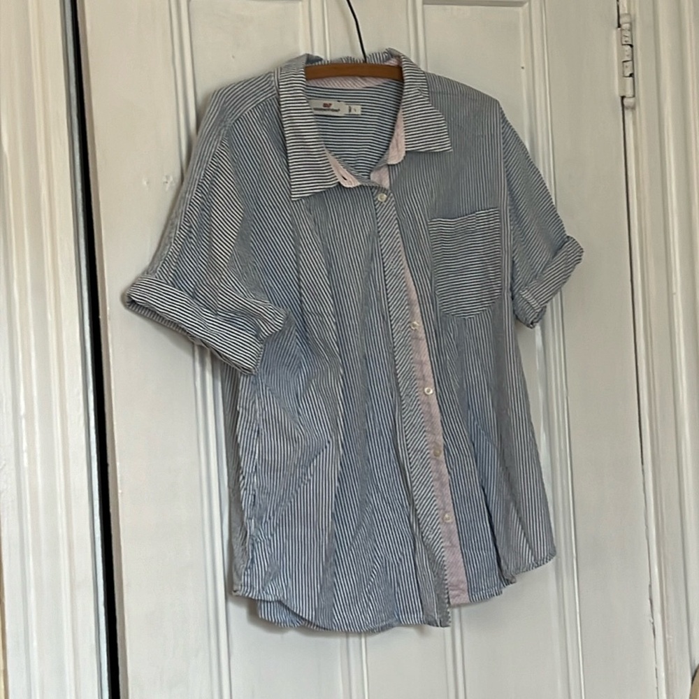 Vineyard Vines button down